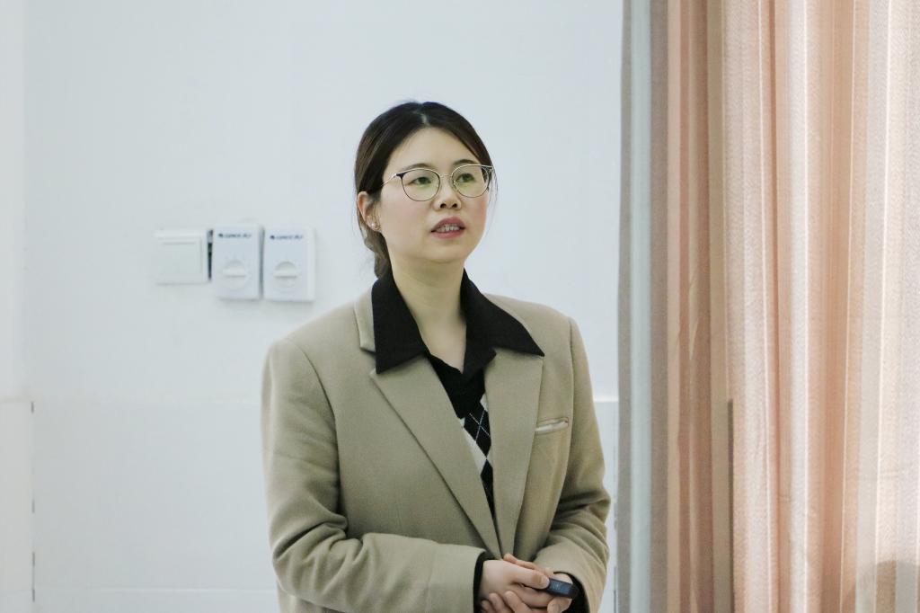 激发广大党员及入党积极分子向第二个百