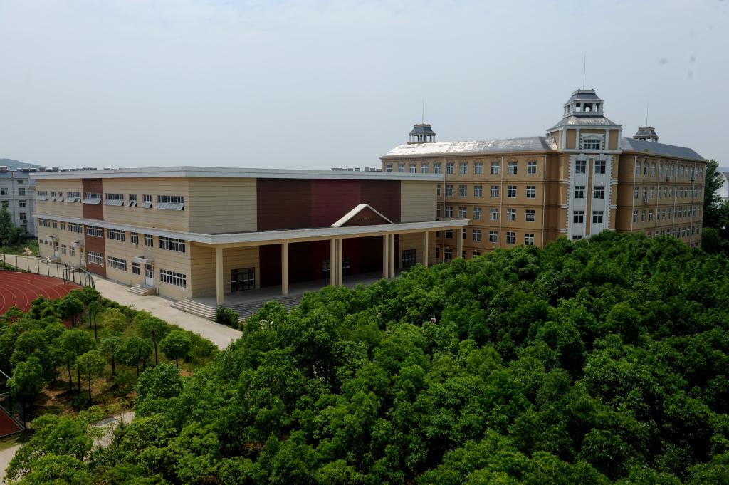 我校学子在开元棋牌官方平台生电子商务
